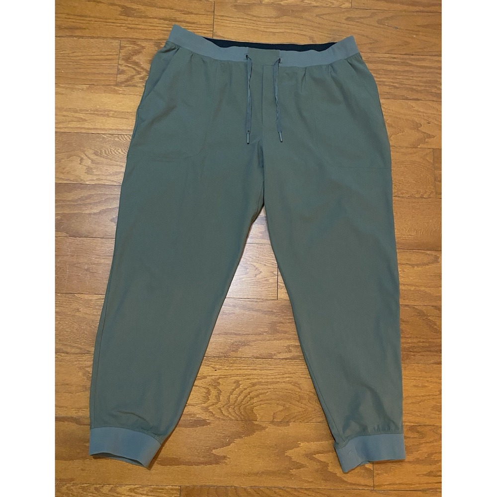 Lululemon Joggers Mens XXL 2XL Olive Green Jogger Pants Excellent Condition